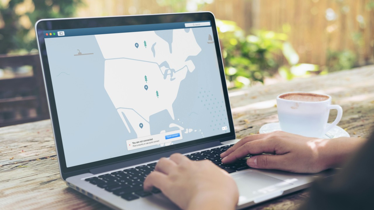 B2B Competitive Intelligence: A Complete Guide for Modern Businesses