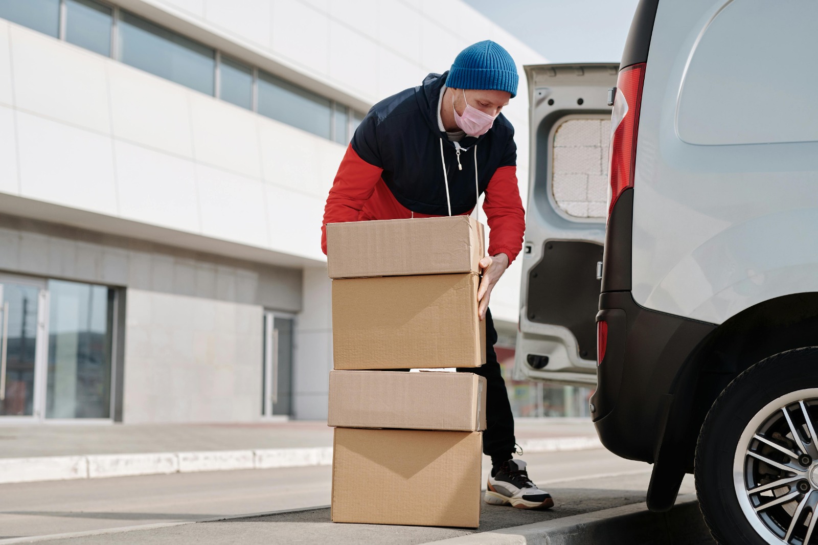 Efficient and Affordable Removal Company Services