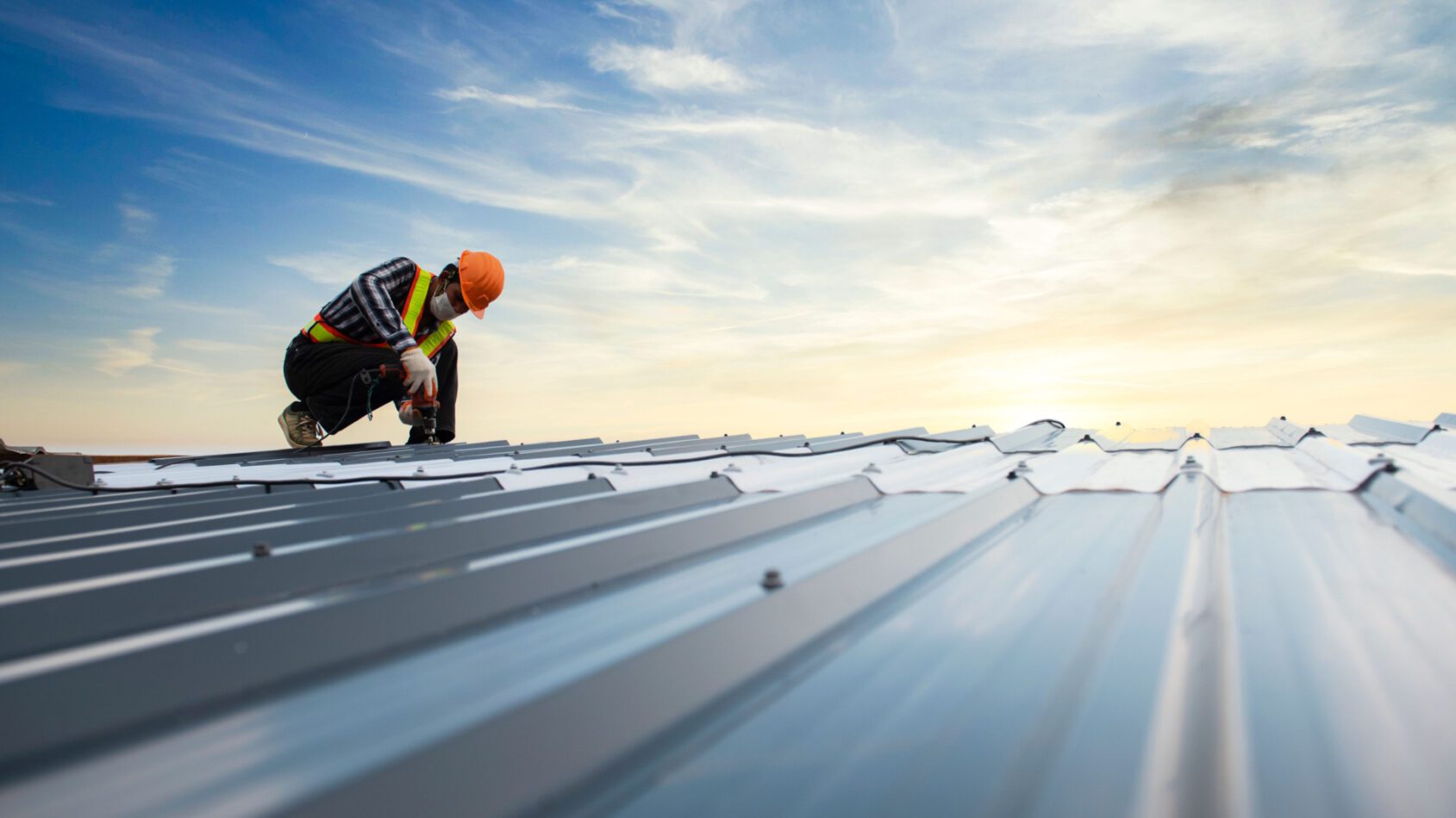 How Metal roofing Toronto Can Increase Your Home Value