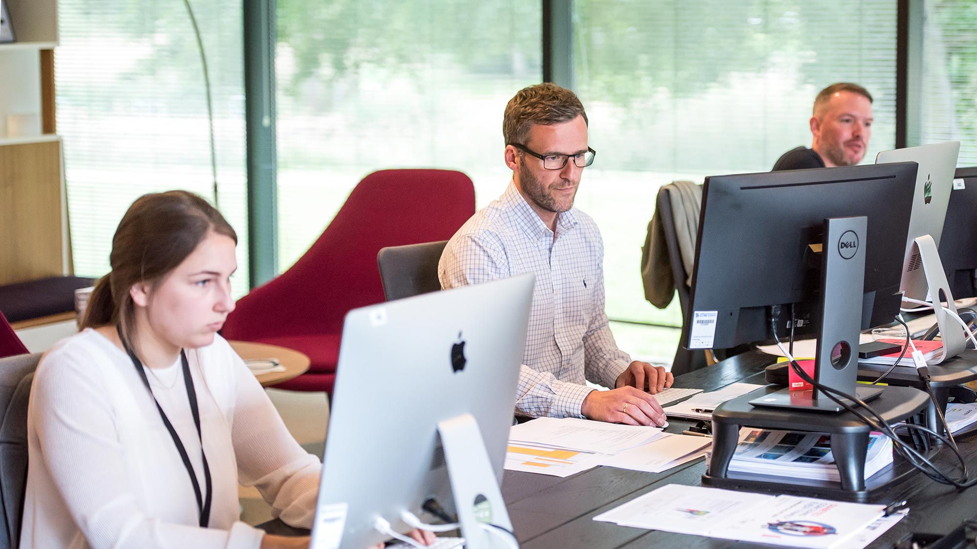 EDV Dienstleistungen: Umfassende Loesungen fuer Unternehmens-IT-Optimierung